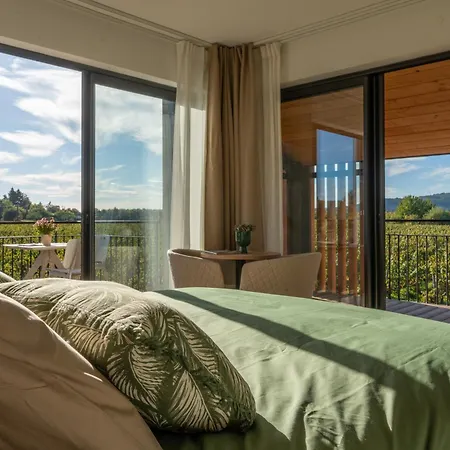 La Parenthese - & Vignes Bed and breakfast
