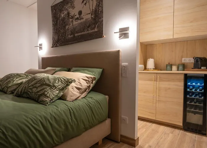 Bed and breakfast La Parenthese - & Vignes