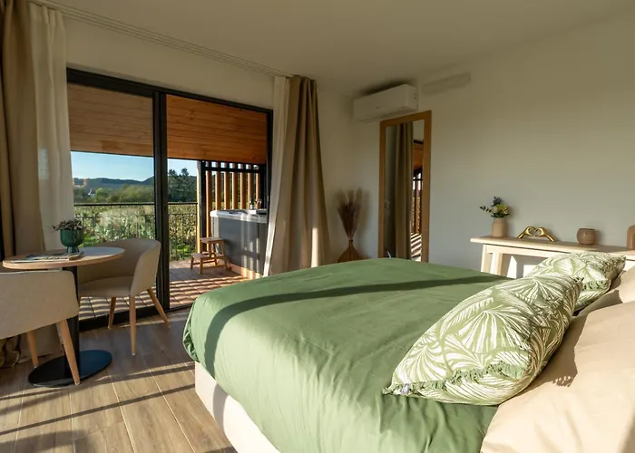 La Parenthese - & Vignes 3* Puy-lʼÉvêque